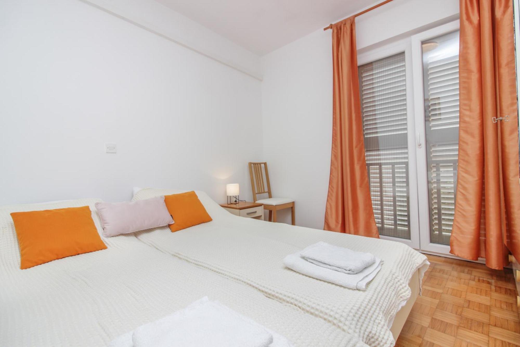 Apartments And Rooms With Parking Space Nin, Zadar - 5805 Room photo